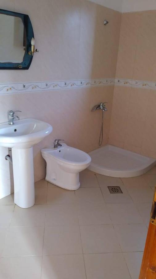 Mullaj Guest House Vlore Exterior photo